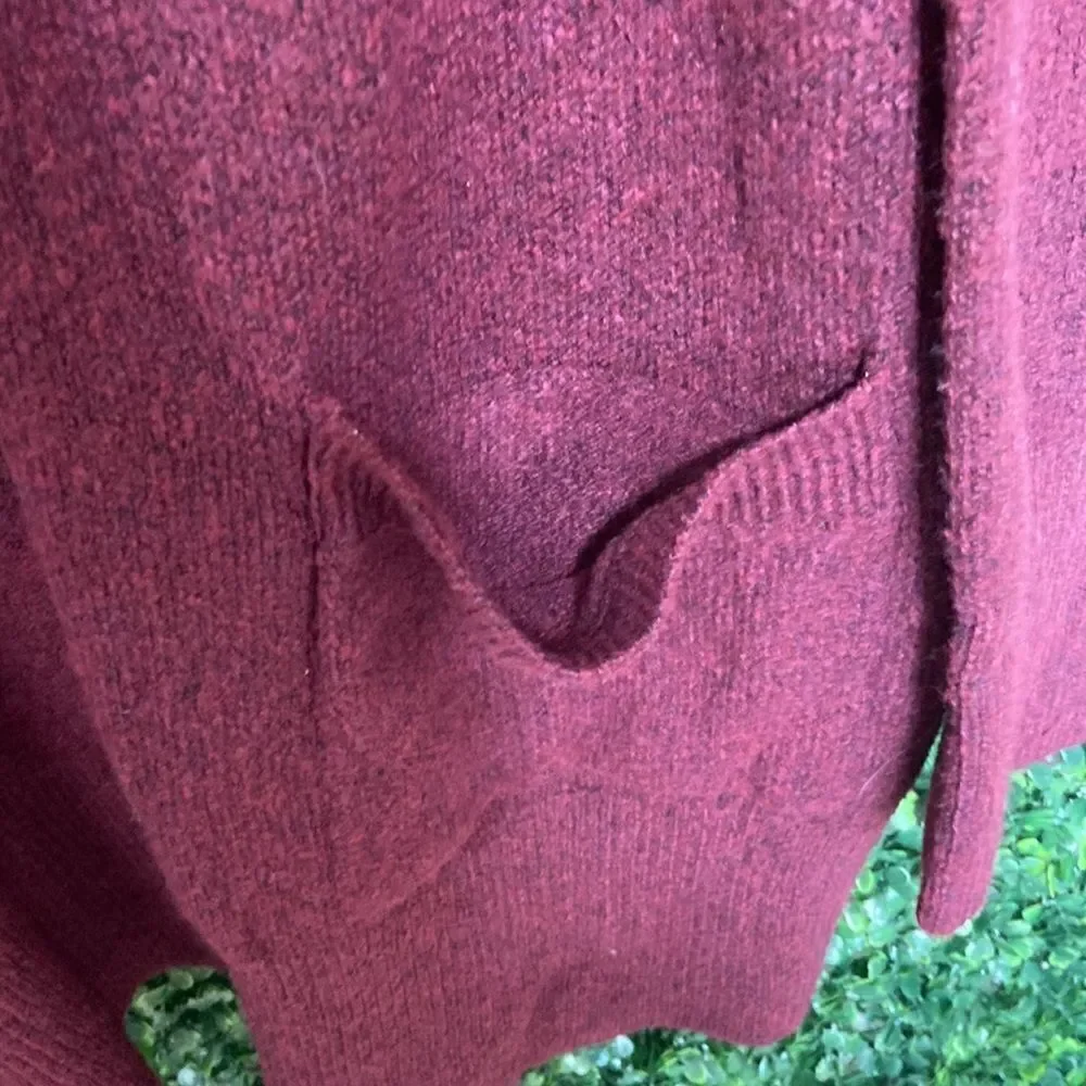 Pretty burgundy cardigan, size XXL‎